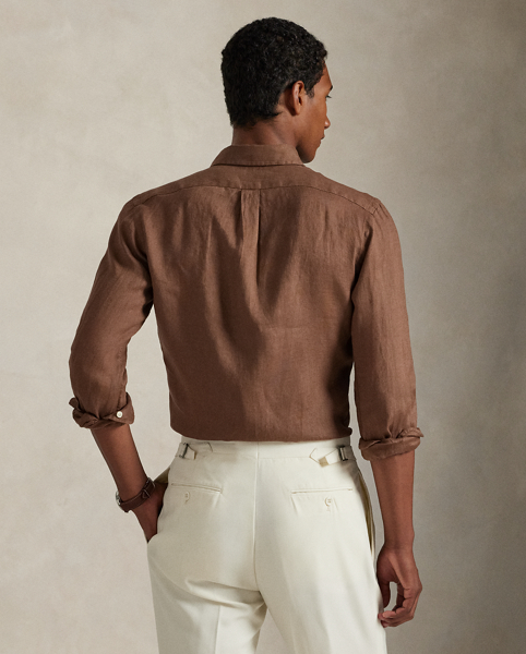 This shirt is crafted from lightweight linen and finished with our signature embroidered Pony for an iconic Polo look.