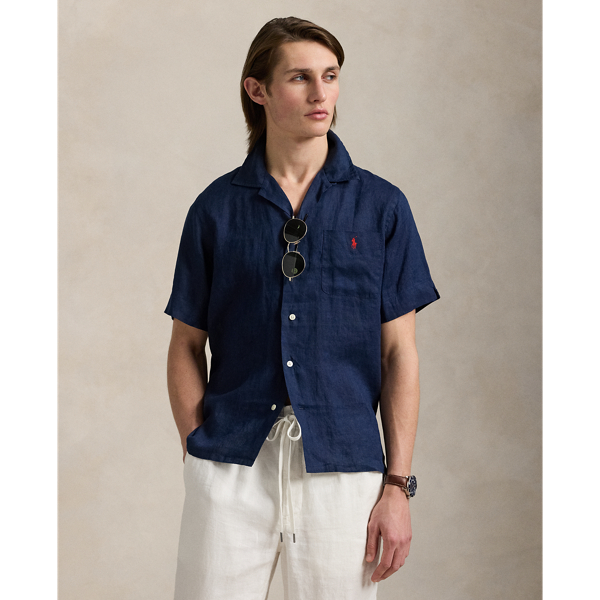 This camp shirt is crafted from ultra-lightweight linen and finished with our signature embroidered Pony on the pocket.