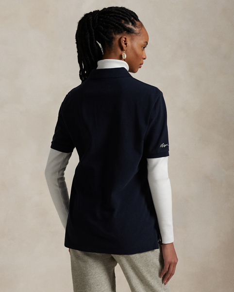 As a boy growing up in the Bronx, Mr Lauren loved going to Yankee Stadium™ to watch his hometown heroes play ball. This unisex version of our iconic mesh Polo shirt celebrates Mr Lauren's long-standing love of the Bronx Bombers™ and the game of baseball with a New York Yankees™ logo patch and our signature embroidered Pony.