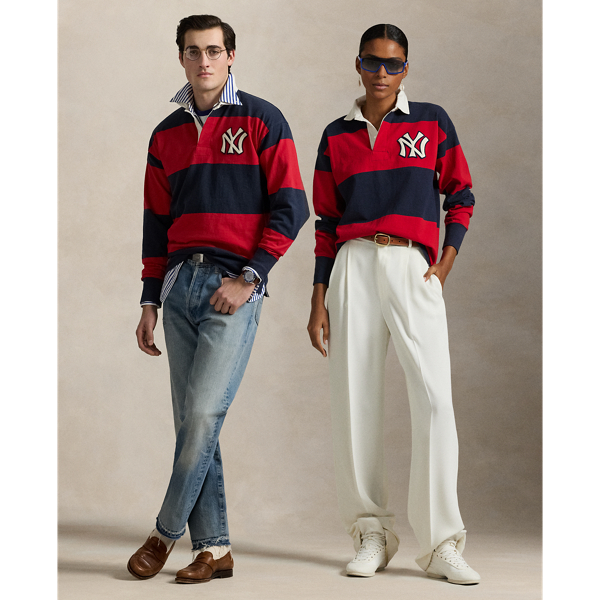 As a boy growing up in the Bronx, Mr Lauren loved going to Yankee Stadium™ to watch his hometown heroes play ball. This unisex rugby shirt celebrates Mr Lauren's long-standing love of the Bronx Bombers™ and the game of baseball with a New York Yankees™ logo patch. Made from striped cotton jersey, it features our signature embroidered Pony and appliqués spelling out "New York".
