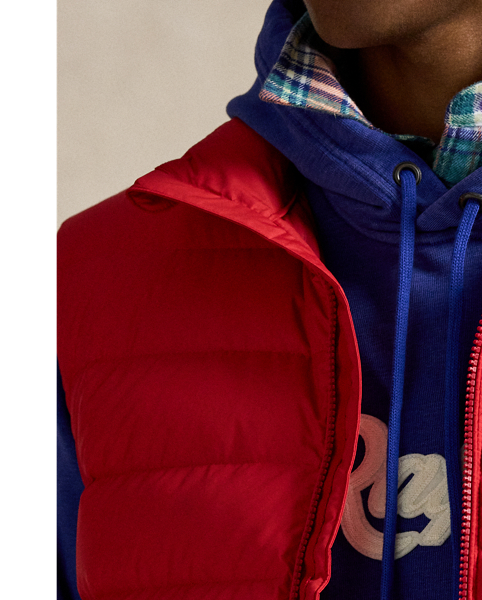 This gilet is crafted from a matte water-repellent fabric and insulated with 650-fill-power down. It also packs into its own pocket for on-the-go convenience.