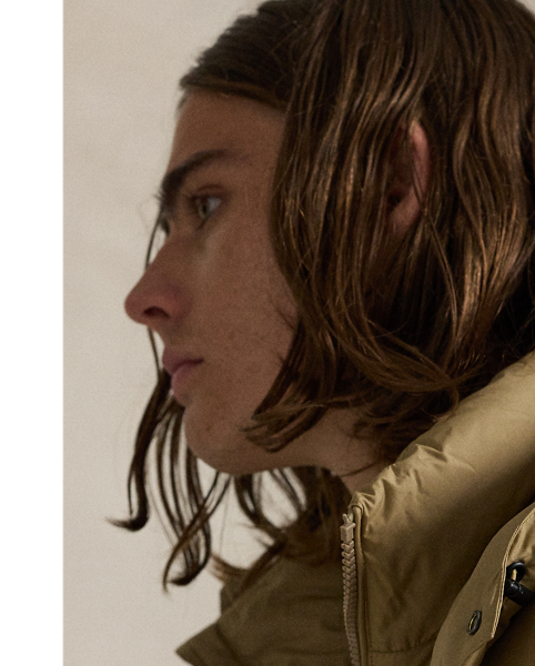 Made from water-repellent ripstop fabric, this jacket is insulated with 650-fill-power down and constructed with a detachable hood.