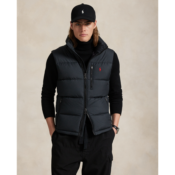 This gilet is made from water-repellent ripstop and insulated with 650-fill-power down, which work together to help keep you warm and dry.