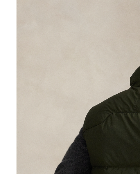 This gilet is made from water-repellent ripstop and insulated with 650-fill-power down, which work together to help keep you warm and dry.