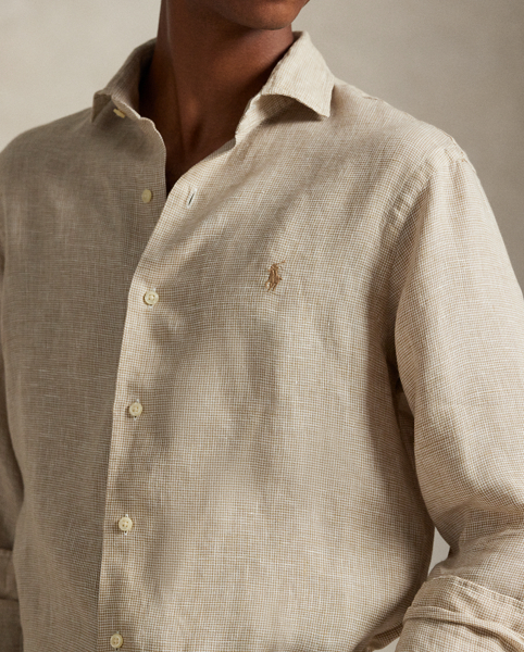 This shirt is made with ultralightweight linen and embroidered on the chest with our signature Pony.