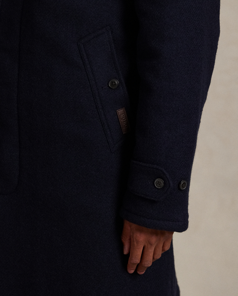 This walking coat is expertly crafted with an Italian wool twill fabric that was specially woven for Polo Ralph Lauren Lauren. Perfect for chilly days, it is developed with quilted lining at the upper body and insulated with down-alternative fill.