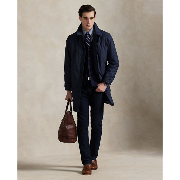 Perfect for travel and on-the-go lifestyles, this coat packs into its own pocket and can attach to the handle of a suitcase once stored. It is made from water-repellent fabric and insulated with a down-alternative fill to help keep you warm and dry.