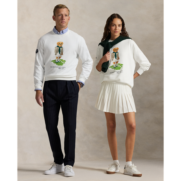 Part of our collection celebrating Wimbledon 2025, this unisex cotton-blend sweatshirt features our iconic Polo Bear dressed in signature spectator style. Embroidered details and flocking on the lawn add whimsical texture.