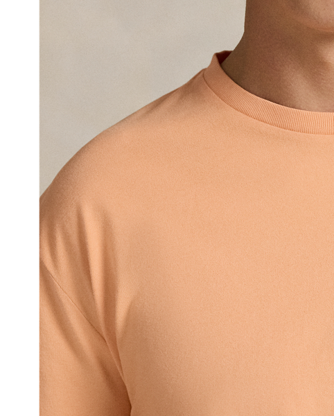 Part of our collection celebrating Wimbledon 2025, this unisex T-shirt is crafted from sueded cotton jersey and features our signature embroidered Pony along with the tournament's official logo.