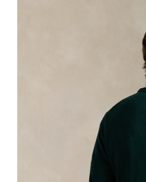 Part of our collection celebrating Wimbledon 2025, this cashmere jumper features a tennis player graphic incorporating cotton yarns on the front. It is thoughtfully detailed with "Polo" embroidery and the tournament's official logo patch.