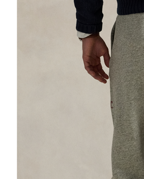 Lighter in weight than our RL Fleece, these loopback cotton trousers are specially washed for a vintage-inspired look and feature a soft terry-like interior. A sporty print at the left leg nods to our founding year, 1967.