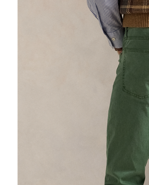 The slim-leg Sullivan features a regular rise and a trim fit through the seat, thigh and knee. This garment-dyed pair is crafted from sanded cavalry twill, which is wrinkle-resistant and woven with extra stretch.