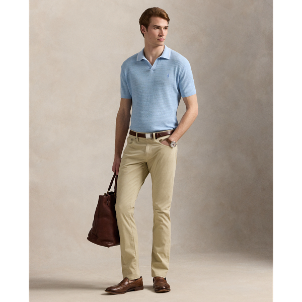The slim-leg Sullivan features a regular rise and a trim fit through the seat, thigh and knee. This garment-dyed pair is crafted from sanded cavalry twill, which is wrinkle-resistant and woven with extra stretch.