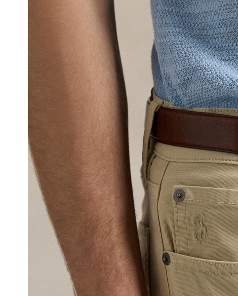 The slim-leg Sullivan features a regular rise and a trim fit through the seat, thigh and knee. This garment-dyed pair is crafted from sanded cavalry twill, which is wrinkle-resistant and woven with extra stretch.