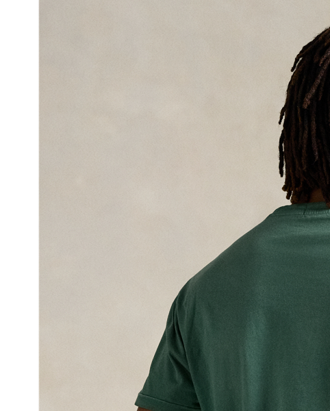 Made with soft cotton jersey, this vintage-inspired T-shirt features a sporty print at the front that nods to our founding year.