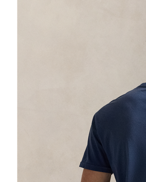 Made with soft cotton jersey, this vintage-inspired T-shirt features a sporty print at the front that nods to our founding year.