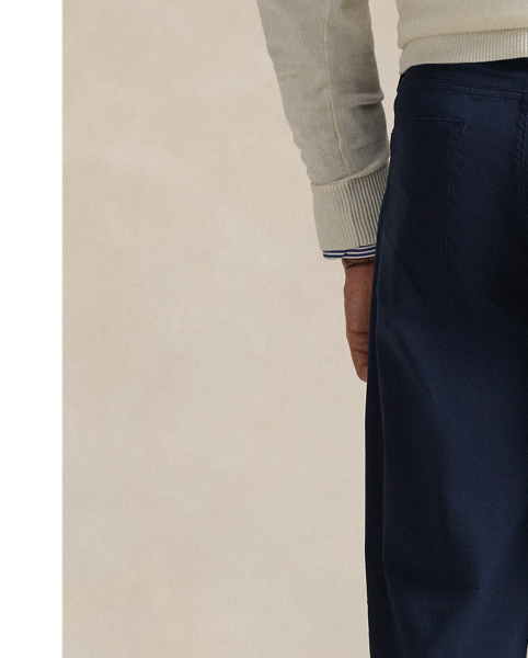 These lightweight trousers combine stretch cotton-blend twill with COOLMAX fibres to help keep you cool, dry and comfortable.
