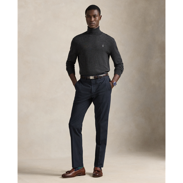 These flat-front trousers are crafted from a lightweight stretch fabric, which is brushed for a super-soft feel.