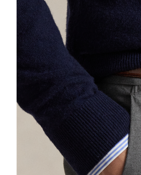 These flat-front trousers are crafted from a lightweight stretch fabric, which is brushed for a super-soft feel.