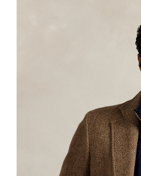 Italian wool yarn and our signature embroidered Pony elevate this finely knit full-zip jumper.