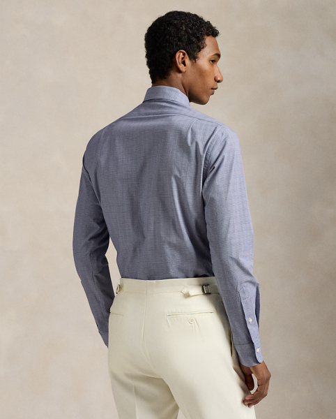 This shirt's poplin fabric combines soft, breathable cotton with extra stretch for added comfort. At the left chest, it is intricately embroidered with our signature Pony for an iconic finish.