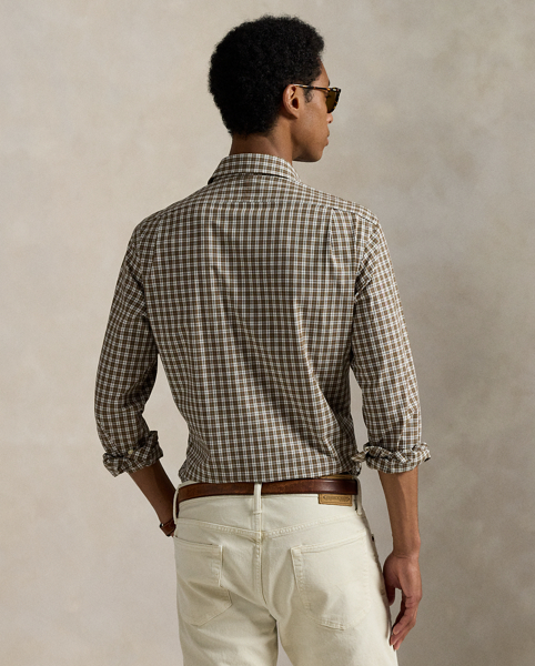 This shirt's poplin fabric combines soft, breathable cotton with extra stretch for added comfort. At the left chest, it is intricately embroidered with our signature Pony for an iconic finish.