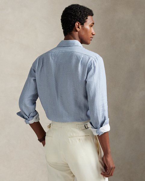 Lightweight, breathable linen makes this shirt perfectly suited for warm-weather days, while a miniature Polo mallet print adds equestrian-inspired style.