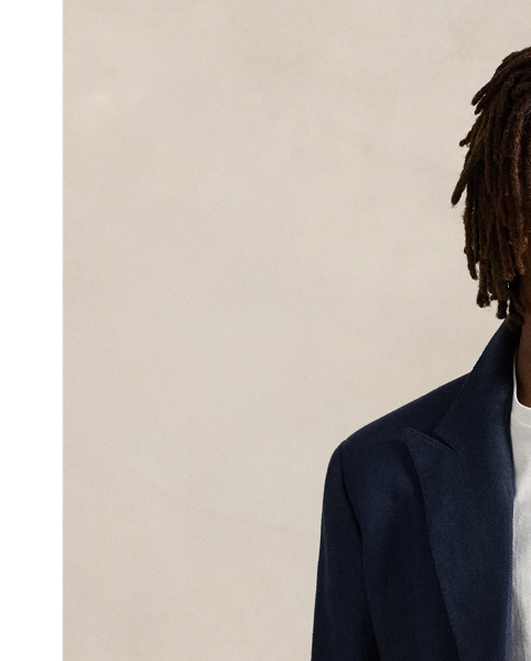 This cotton jersey T-shirt is specially developed for a relaxed, timeworn look and an ultra-soft feel from day one.