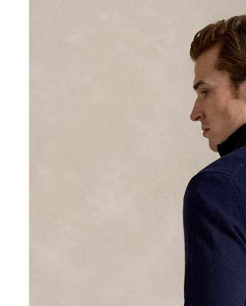 This jumper is finely knit using Italian wool yarn and embroidered with our beloved mascot, the Polo Bear.