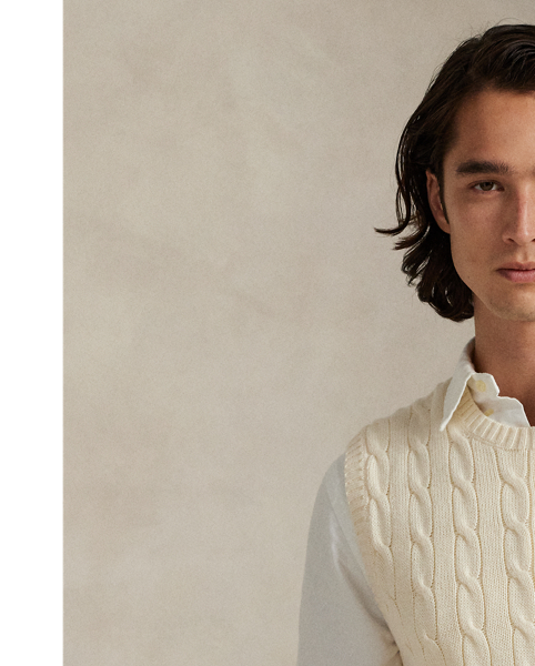 A classic Polo layering piece, this cotton sleeveless jumper features our iconic cable-knit motif and signature embroidered Pony.