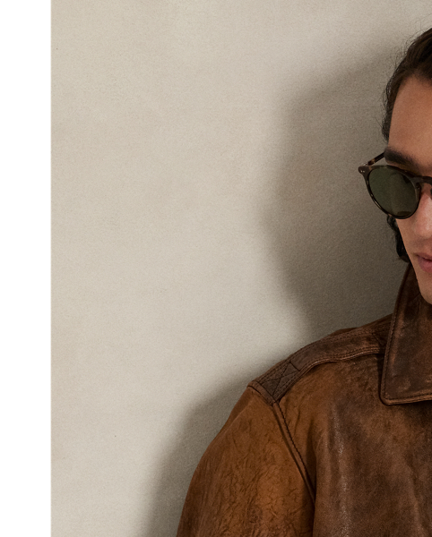 A classic Polo layering piece, this cotton sleeveless jumper features our iconic cable-knit motif and signature embroidered Pony.