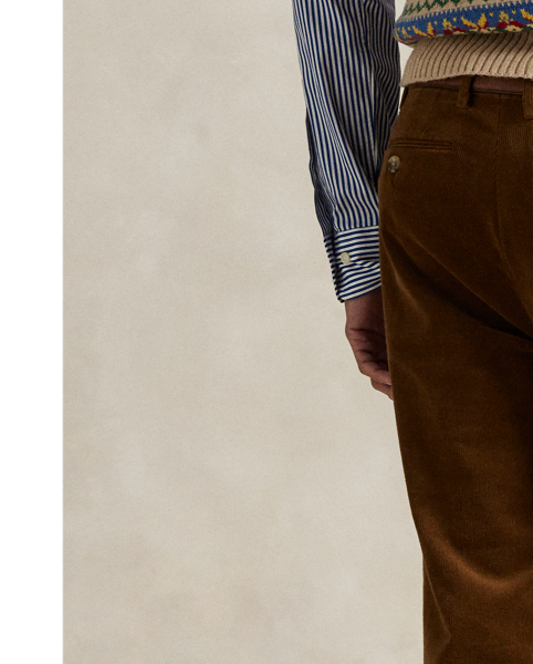 These trousers' fine-wale corduroy is produced with a higher pile for a more plush and luxurious feel.