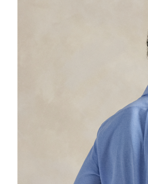 Inspired by two of our icons, this button-down combines the look of an Oxford with the comfort and ease of our Polo shirt's cotton mesh fabric.