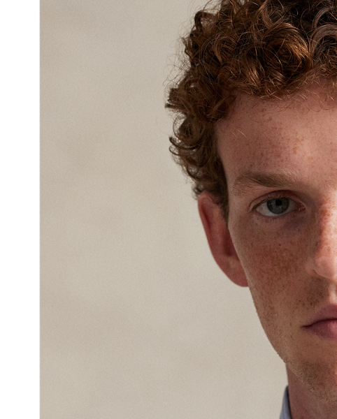 Part of our exclusive collaboration with Thomas Mason, a storied European mill renowned for its exquisite textiles, this Classic Fit shirt is beautifully tailored from a striped cotton fabric specially selected from Thomas Mason's archives. Combining tradition, quality and craftsmanship, this collection celebrates an enduring partnership, with each shirt telling a story of timeless style and elegance.