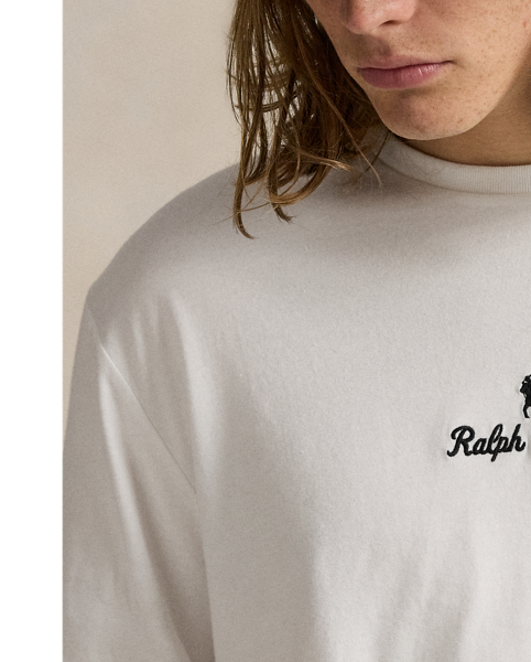 In addition to our signature Pony, this cotton T-shirt features our  Ralph Lauren Lauren logo embroidered on the front in script letters.