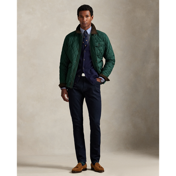 Designed for unrestricted movement and flexibility, the tapered-leg Parkside features an easy, relaxed fit through the seat and thigh. This pair is woven with extra stretch for added comfort and features our signature embroidered Pony at the back pocket.