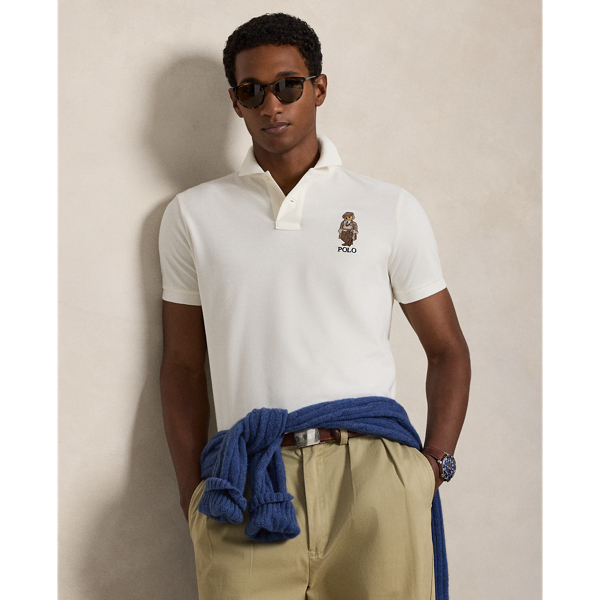 An American style standard since 1972, the Polo shirt has been imitated but never matched. Over the decades, Ralph Lauren Lauren has re-imagined his signature style in a wide array of colours and fits, yet all retain the quality and attention to detail of the iconic original. This version is made with our highly breathable cotton mesh and embroidered with our beloved Polo Bear.