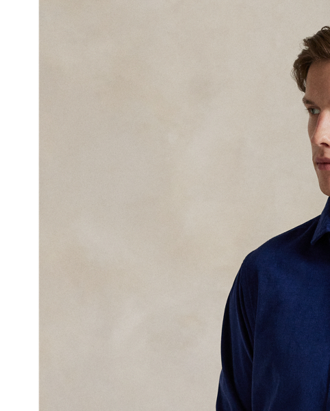 Pinwale cotton corduroy brings a refined rusticity to this shirt. At the left chest, our iconic embroidered Pony gives it a signature finishing touch.