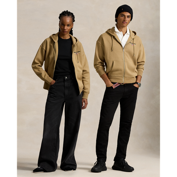 This unisex hoodie is cut from cotton-blend fleece and features a comfortable, relaxed fit. At the left chest, our archival Polo Sport logo from the '90s adds throwback style.