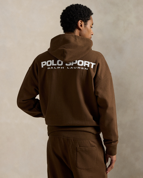 This unisex hoodie is crafted with heavyweight cotton-blend fleece and rendered in a comfortable, relaxed fit. It features two iterations of our iconic Polo Sport logo – one is embroidered at the front and the other is printed at the back.