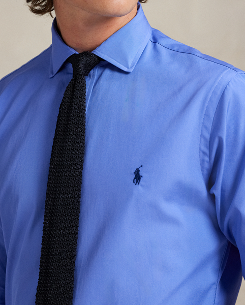 This spread-collar shirt is crafted from lightweight cotton poplin, which boasts a silky feel. Our iconic Pony adds a signature finish on the left chest.
