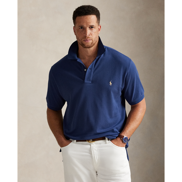 An American style standard since 1972, the Polo shirt has been imitated but never matched. Over the decades, Ralph Lauren Lauren has reimagined his signature style in a wide array of colours and fits, yet all retain the quality and attention to detail of the iconic original. This Big & Tall version is made with our highly breathable cotton mesh, which offers a textured look and a soft feel.