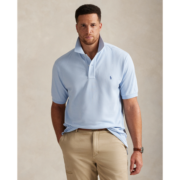 An American style standard since 1972, the Polo shirt has been imitated but never matched. Over the decades, Ralph Lauren Lauren has re-imagined his signature style in a wide array of colours and fits, yet all retain the quality and attention to detail of the iconic original. This Big & Tall version is cut for a relaxed fit and washed for added softness.
