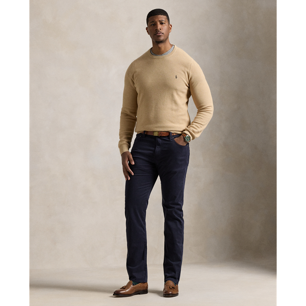 The Varick features a regular rise and a slim, straight-leg silhouette, which is fitted through the thigh and relaxed from the knee down. This Big & Tall pair is crafted from stretch cotton sateen and finished with our signature embroidered Pony.