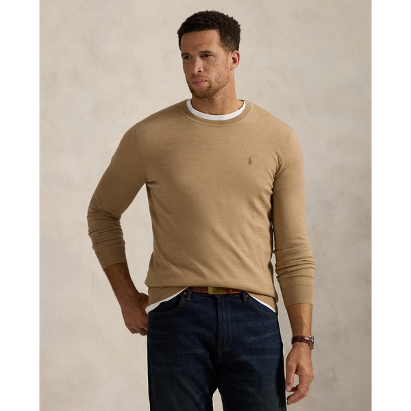 This Big & Tall jumper is crafted from Italian wool yarn, which is treated for easy care and worsted for durability.