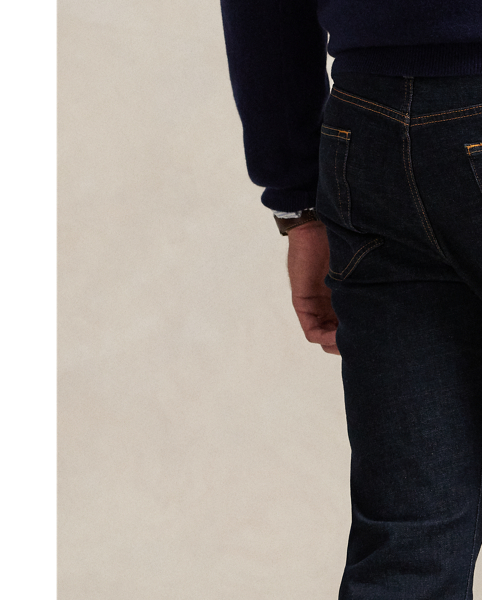 Polo's straight-leg jean features a regular rise with an easy, relaxed fit through the seat and the thigh. This Big & Tall pair is crafted from indigo-dyed stretch denim and finished with our signature embroidered Pony.