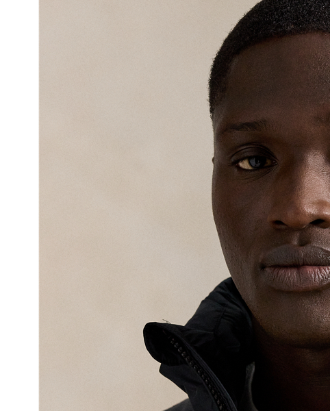 Made from water-repellent ripstop fabric, this Big & Tall jacket is insulated with 650-fill-power down and constructed with a detachable hood.