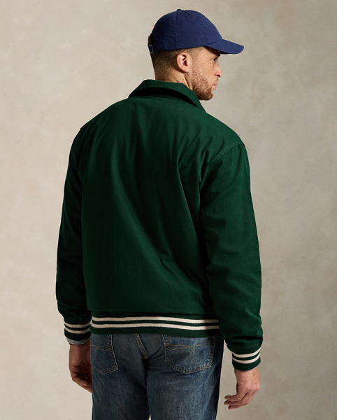 With its sporty silhouette and cotton twill construction, this Big & Tall jacket combines timeless athletic style with heritage craftsmanship. The vintage collegiate-inspired patch on the left chest features archival artwork along with the iconic Polo Pony.