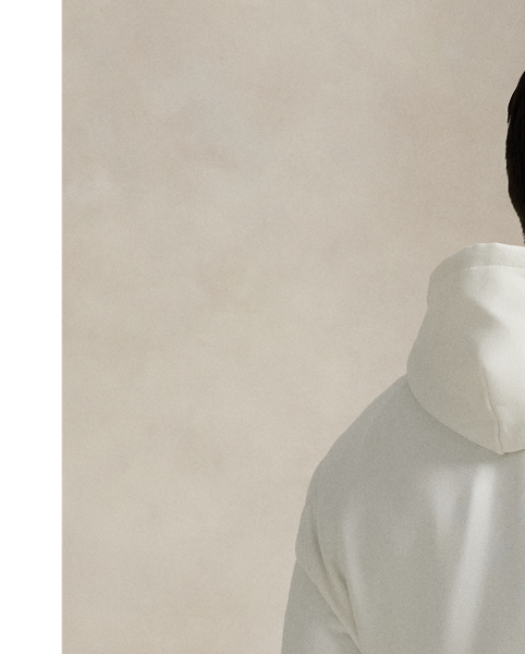 Crafted with a plush cotton blend, this Big & Tall hoodie features our iconic mascot, the Polo Bear, printed at the front.