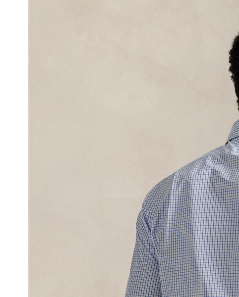 This checked shirt is crafted with 140s-quality, two-ply cotton poplin and finished with genuine mother-of-pearl buttons.